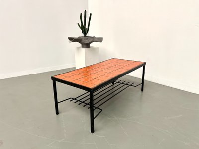 Modernistischer Couchtisch aus den 70er Jahren