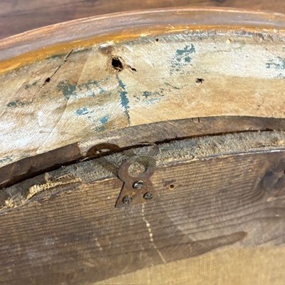 Antico dipinto olio su tela Ovale XVIII sec Gesù e il Cireneo. Cornice foglia oro . Mis 88 x cm 76 