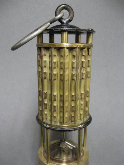 Wolf Safety Lamp Of America.