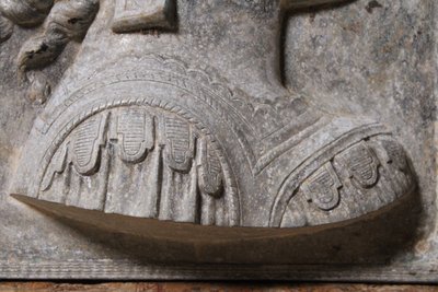 Rilievo in metallo, busto di Atena guerriera, XX secolo