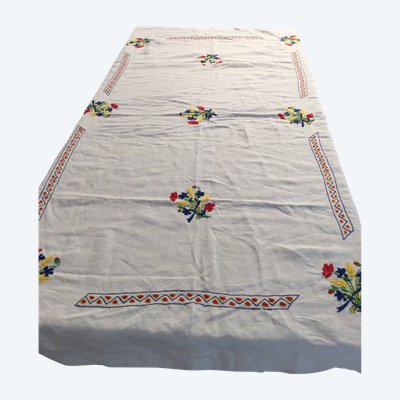 Nappe en lin brodée 
