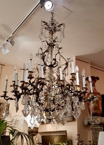 Lustre En Bronze Doré Et Cristal Taillé, Milieu XIXe Siècle