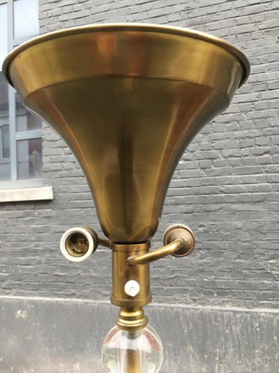 Maison Baguès, Lampada da terra in vetro e metallo Circa 1960