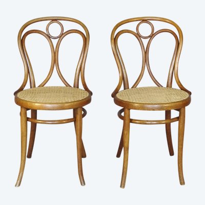 2 sedie Thonet N°19 con canne di rovere nuove.