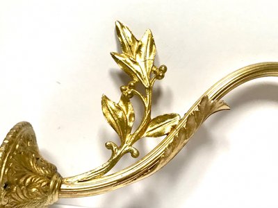 Applique murale en bronze doré Art-nouveau abat-jour en pâte de verre  signé Muller Frères 