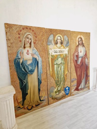 Antique Triptych of Religious Oil Paintings with Gold Background