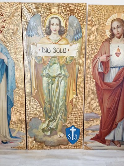 Antique Triptych of Religious Oil Paintings with Gold Background