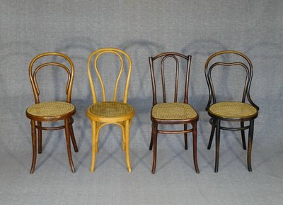 Set of 4 Bistrot 1/2 chairs from 1910 with cane seats Thonet / Horgen
