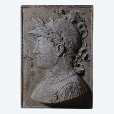 Rilievo in metallo, busto del guerriero Scipione, XX secolo