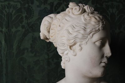Venere italica, busto in marmo di Casanova, 1850 circa.