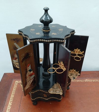 Cigar display stand.