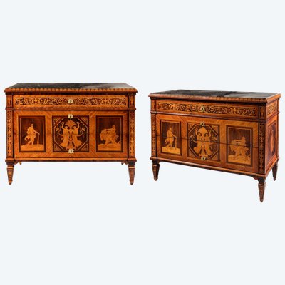 Lombard cabinet-making from the end of the 18th century Pair of veneered and inlaid chests of drawer