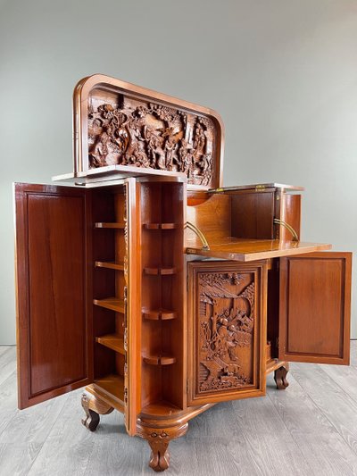 Meuble Bar Asiatique En Bois Sculpté , Début XXe Siècle