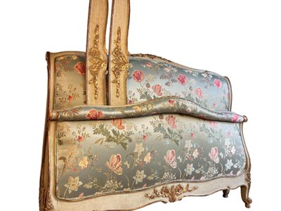 Lit double en soie Louis XV