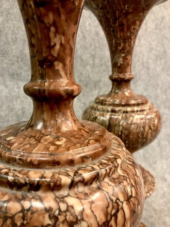 Vases en marbre, XIXe siècle