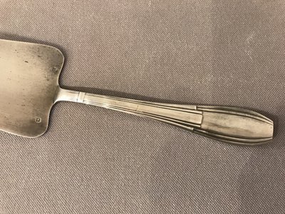 Silver-plated cake server circa 1930