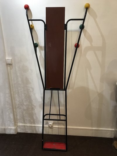 Black iron coat rack, 1970s, after Roger Ferraud