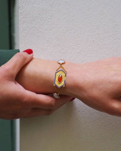 Bracelet cornaline Premier Empire en or 18k, Collier ancien vers 1810, or émail, Bijou Ancien