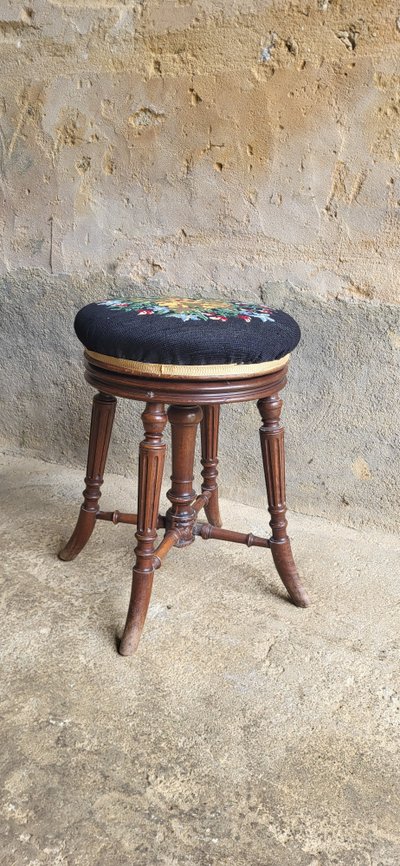 Sgabello da pianoforte Napoleone III, XIX secolo