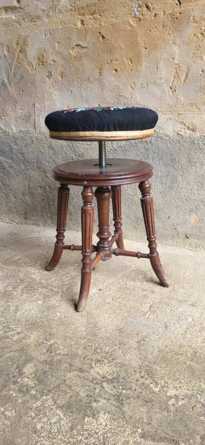 Sgabello da pianoforte Napoleone III, XIX secolo