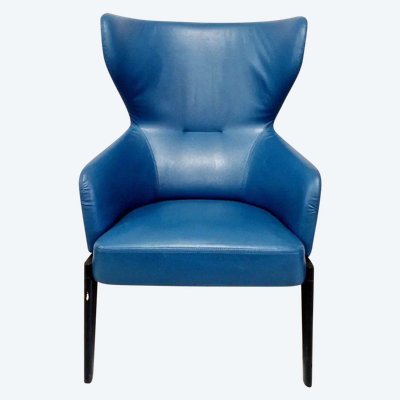 High-back armchair by Rodolfo Dordoni
