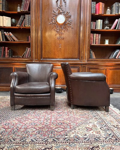 Set of 9 club chairs