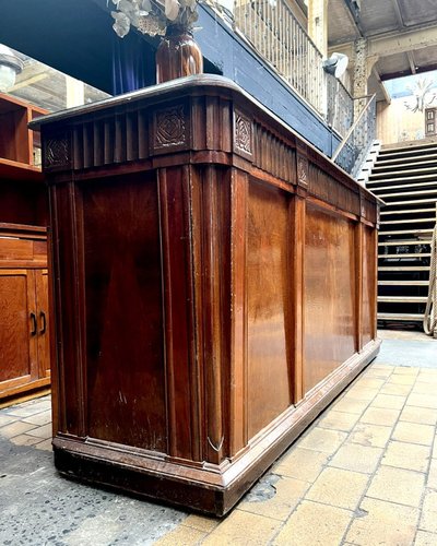 Bar avec façade en marqueterie des années 50