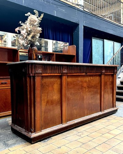 Bar avec façade en marqueterie des années 50