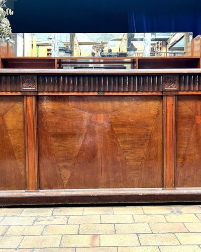 Bar avec façade en marqueterie des années 50