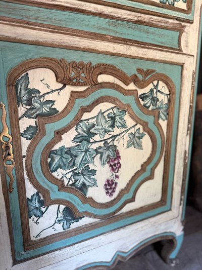 18th century Lorraine sideboard Louis XV patina with paint