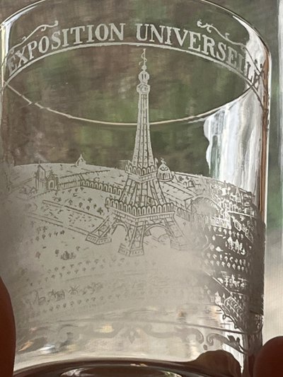 Verre commémoratif exposition universelle 1889 Tour Eiffel 