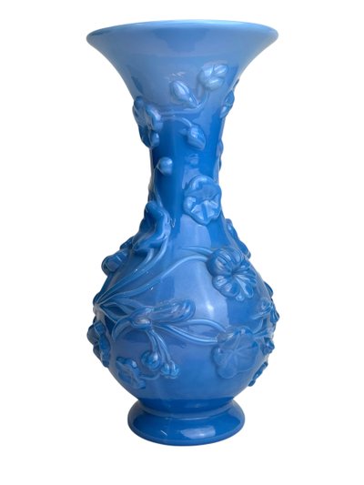 Opaline fantasia vase with Bindweed design