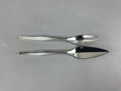 Christofle Orly pattern fish cutlery