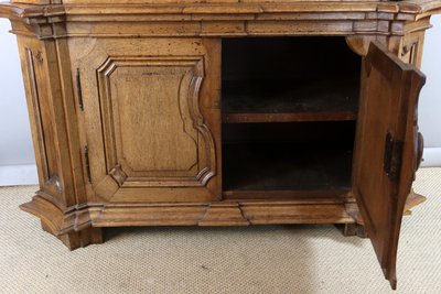 Two-part presentation sideboard 18th century