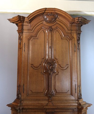 Two-part presentation sideboard 18th century