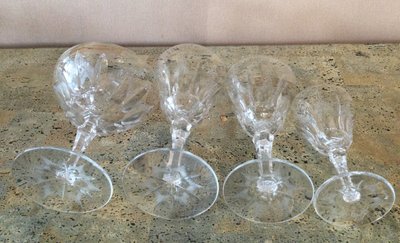 A service of cut crystal glasses comprising 70 pieces.