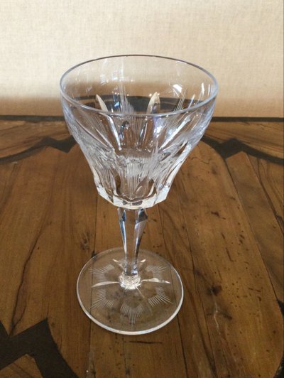A service of cut crystal glasses comprising 70 pieces.