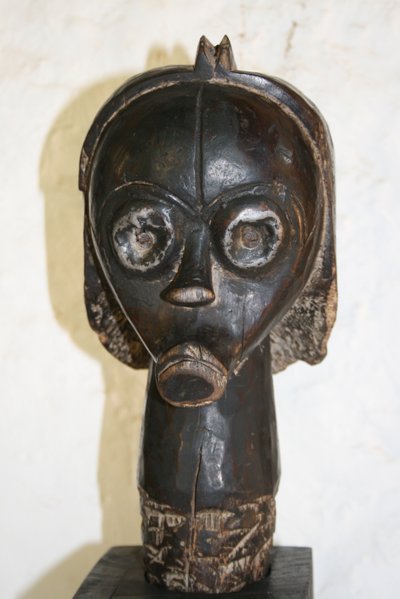 Byeri head from a Fang reliquary, Gabon.