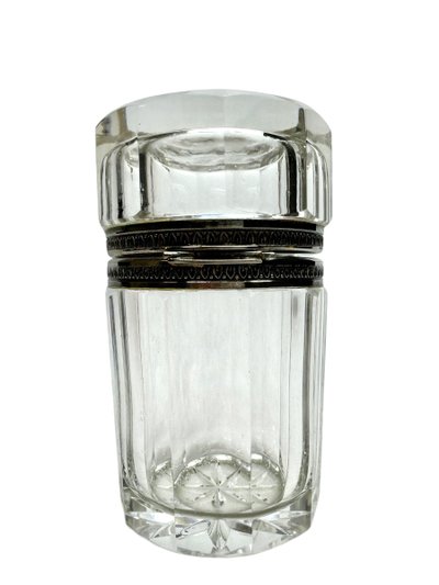 Crystal box