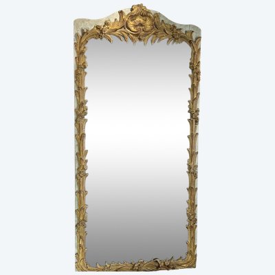 XVIIIth CENTURY MIRROR IN SCULPTTED WOOD WITH 2-PART MERCURY MIRROR