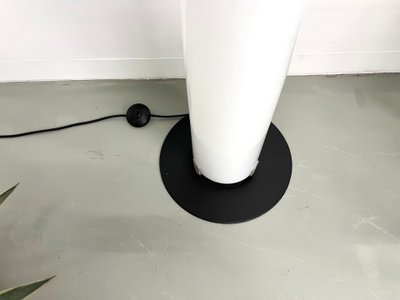Lampada da terra Stylos di Achille Castiglioni per Flos