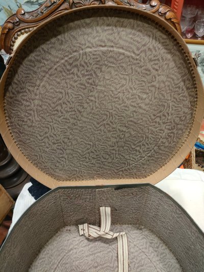 Hat case