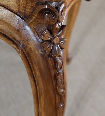  Solid walnut living room table in the Louis XV style - Early XXth century