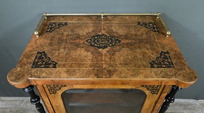 Meuble à Musique en ronce de Noyer, style Charles X – 2ème partie XIXe