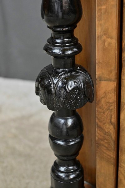 Meuble à Musique en ronce de Noyer, style Charles X – 2ème partie XIXe