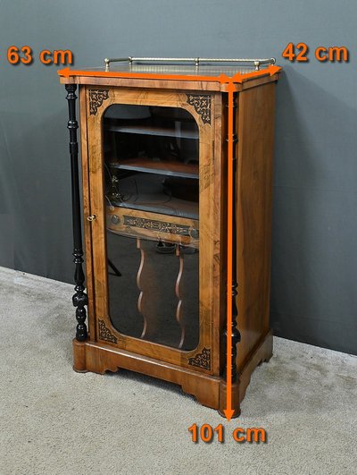 Meuble à Musique en ronce de Noyer, style Charles X – 2ème partie XIXe