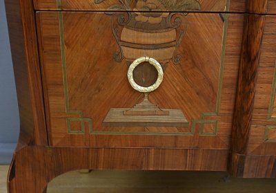 Commode Sauteuse, style Transition Louis XV/Louis XVI – Début XXe