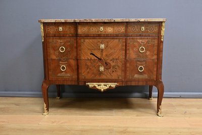 Commode Sauteuse, style Transition Louis XV/Louis XVI – Début XXe