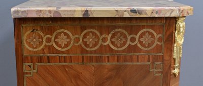 Commode Sauteuse, style Transition Louis XV/Louis XVI – Début XXe