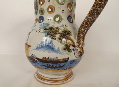 Pichet Trompeur Pot Surprise Faïence Nevers Train Bateaux Gabares 19th century